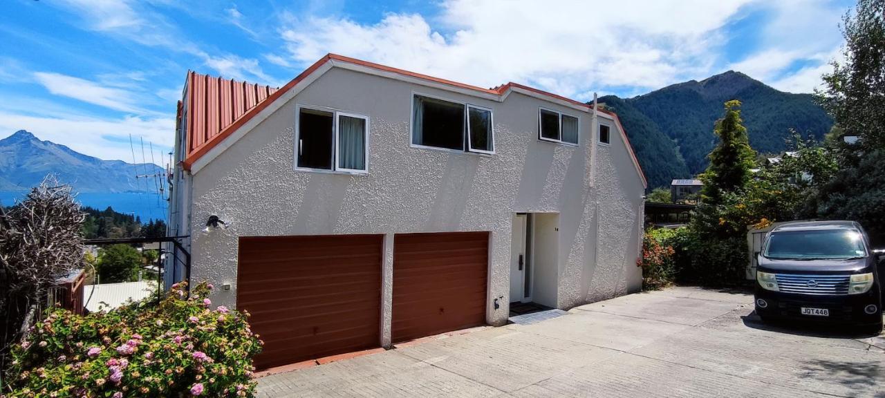 Spacious Home With Awesome Lake Views Queenstown Ngoại thất bức ảnh
