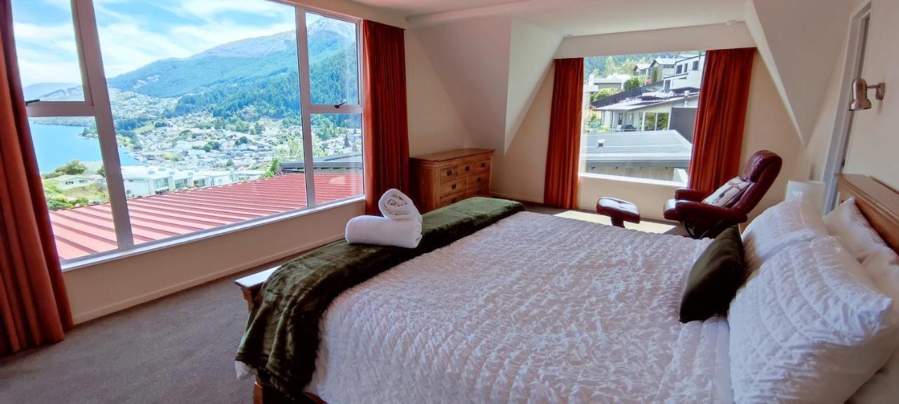 Spacious Home With Awesome Lake Views Queenstown Ngoại thất bức ảnh